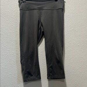 Bogo free - Zella Women's Gray Capris